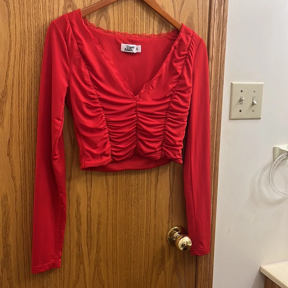 Tiger Mist Maggie Top in Red - Picture 4 of 12